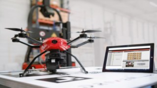 Drone per la gestione del magazzino e degli ordini Drone per la gestione del magazzino e degli ordini